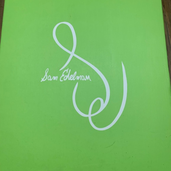 Sam Edelman Daelyn Lug Sole Chelsea Waterproof Boot Size 9.5 & 8 Grey Leather - Picture 11 of 13